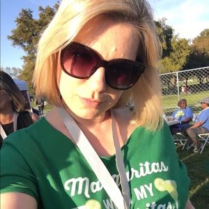 Meet your Posher, Arina